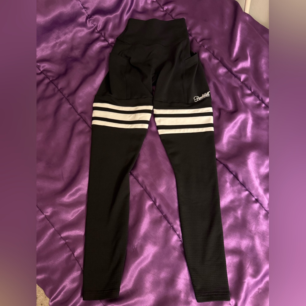 Bombshell Sportswear Black and White Striped Leggings Size XXS